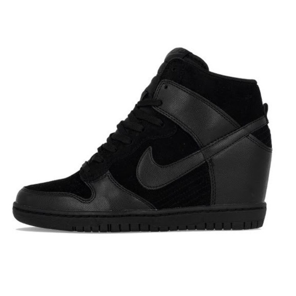 black nike wedges